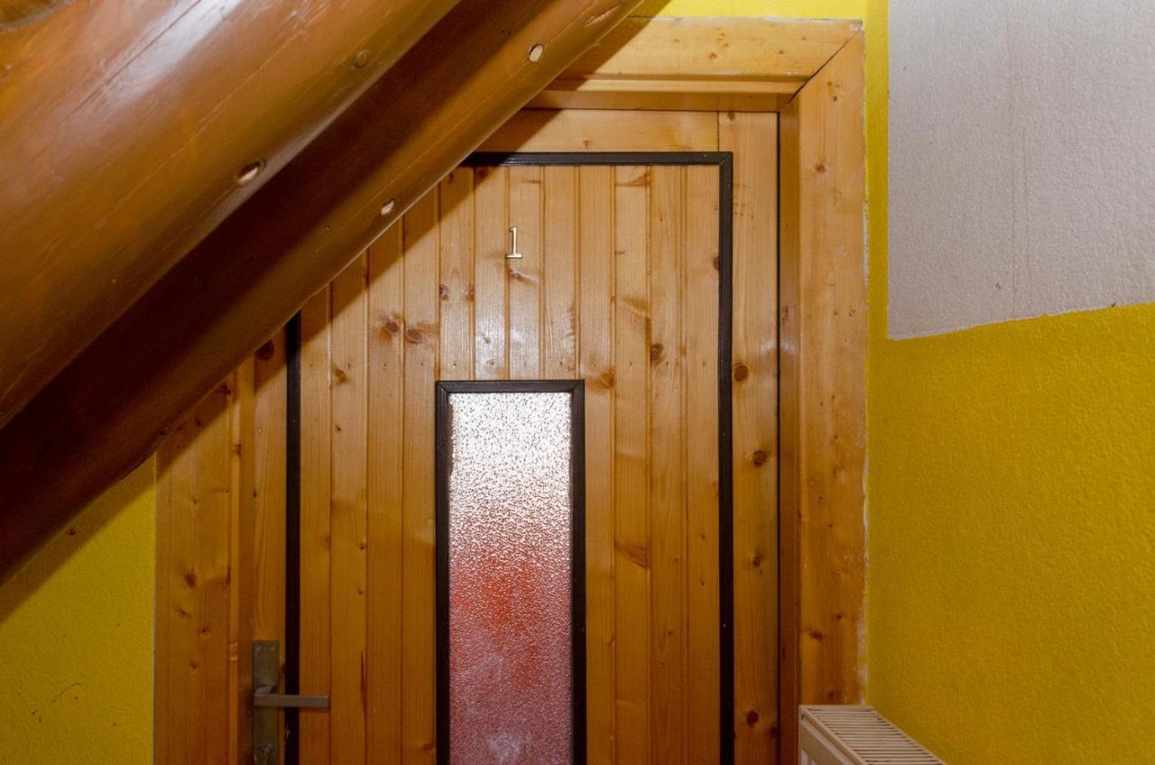 Aqualand Chata - Sportove A Vycvikove Stredisko Zps Dedinky Exterior foto
